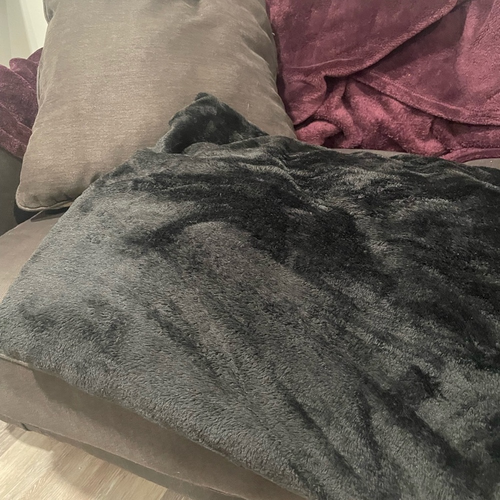 3 black fleece blankets unused